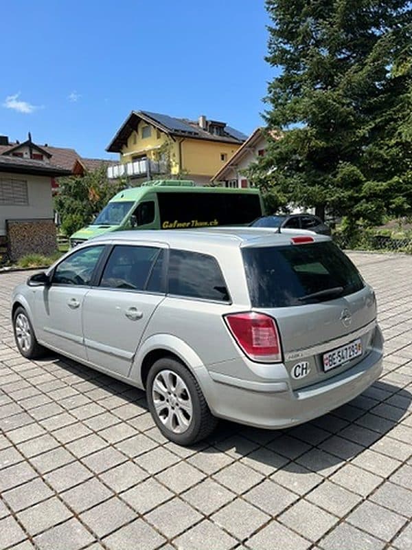 Opel Astra Caravan – Heck
